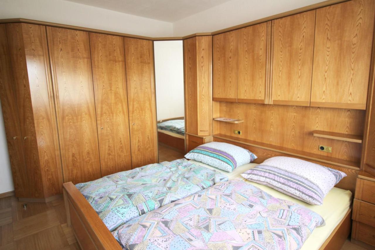Geraeumige Ferienwohnung Im Zentrum 圣珀尔滕 外观 照片