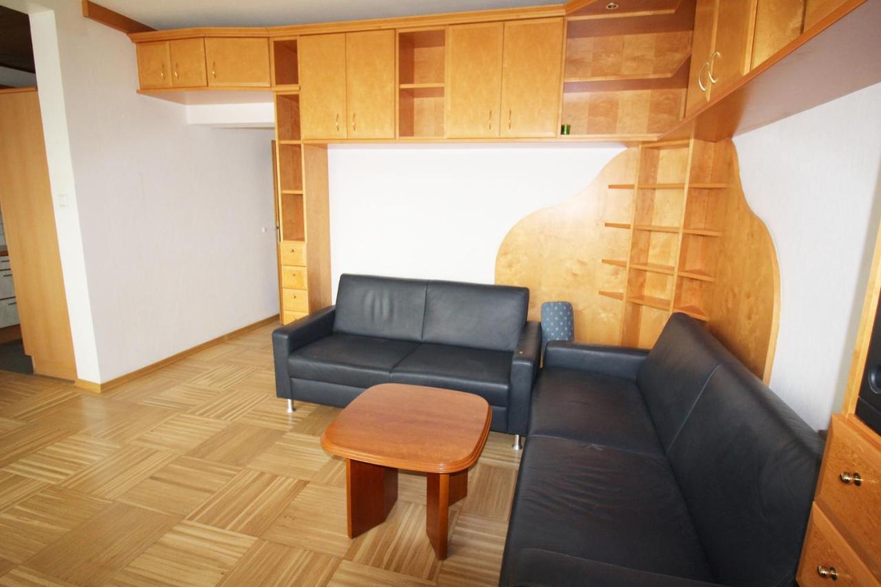 Geraeumige Ferienwohnung Im Zentrum 圣珀尔滕 外观 照片