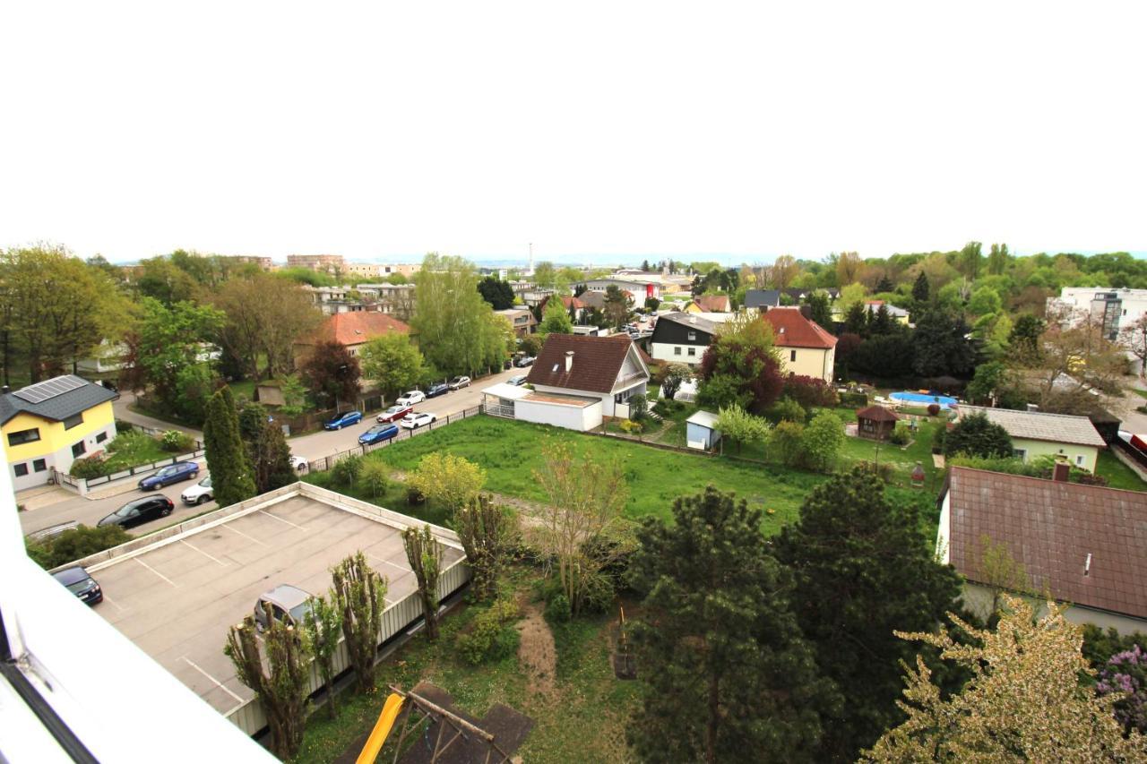 Geraeumige Ferienwohnung Im Zentrum 圣珀尔滕 外观 照片